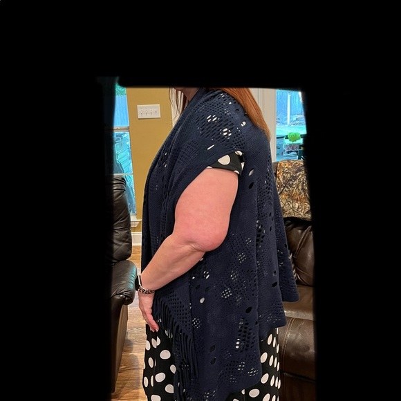 Ruggine navy shawl/coverup - Picture 2 of 3